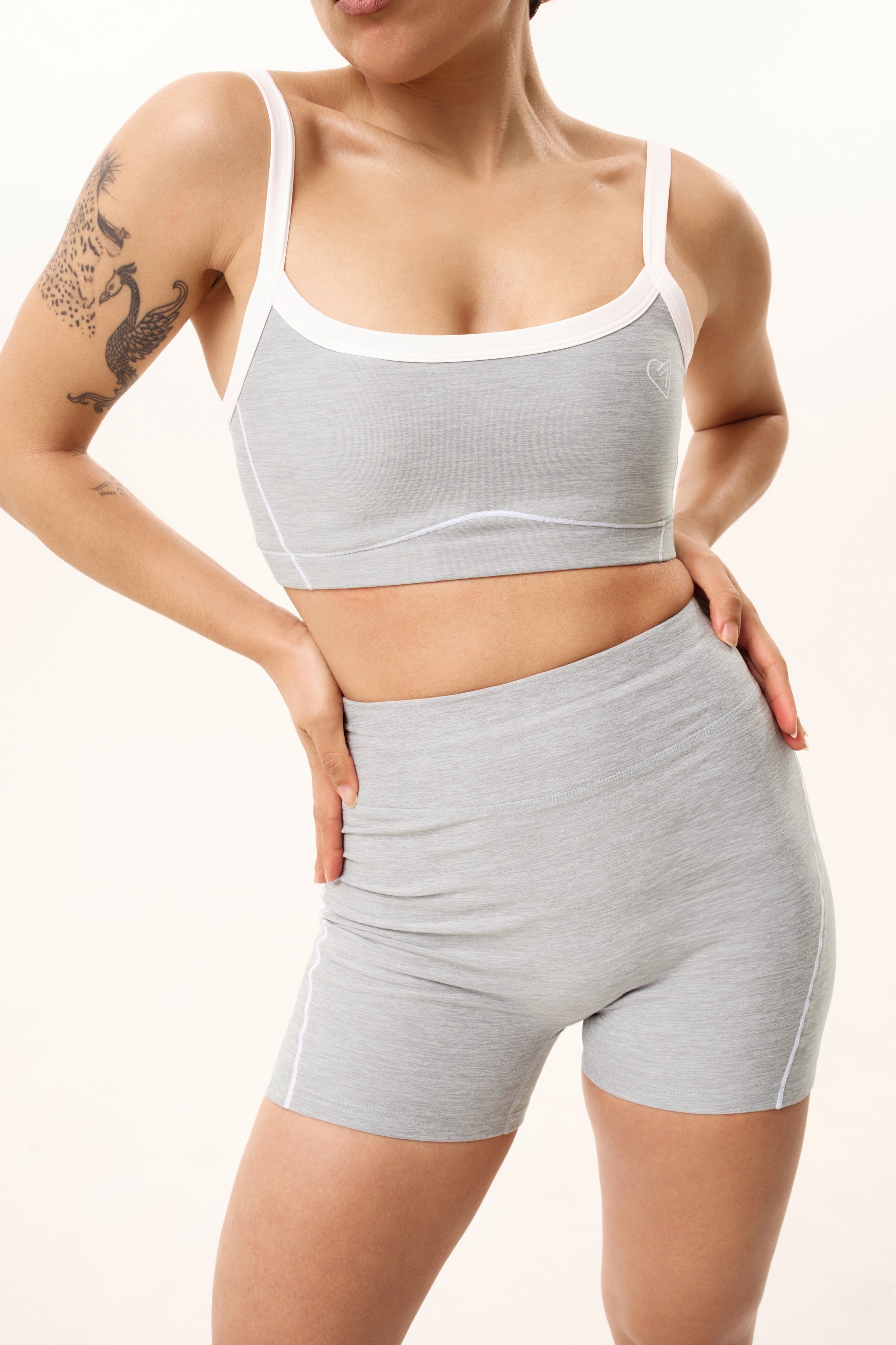 Ultra Sports Bra - Gray